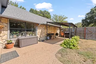 312 Trailwood Dr, Joshua, TX 76058 - Photo 35