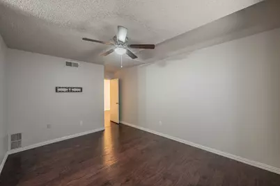 6402 Valleybrooke Court, Arlington, TX 76001 - Photo 25