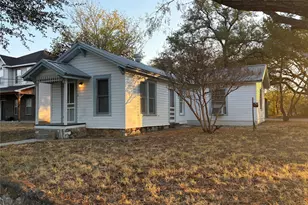 407 Paluxy St, Glen Rose, TX 76043 - Photo 1