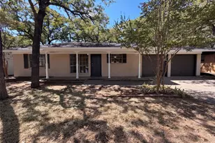 1229 King Dr, Bedford, TX 76022 - Photo 1