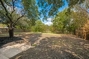 1509 Caplin Dr, Arlington, TX 76018 - Photo 25