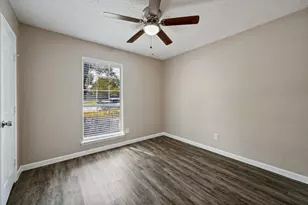 1509 Caplin Dr, Arlington, TX 76018 - Photo 21