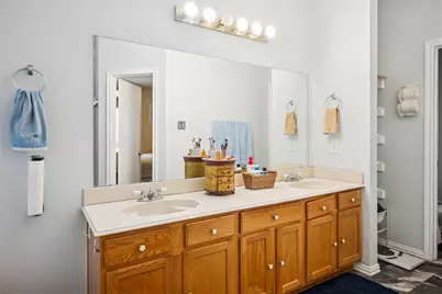 8210 Champion Drive, Rowlett, TX 75089 - Photo 15