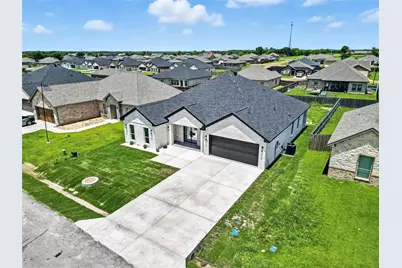 2414 Lauren Street, Mabank, TX 75147 - Photo 3