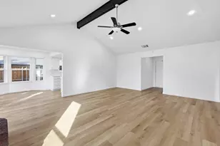 3113 Meadowmoor St, Fort Worth, TX 76133 - Photo 5