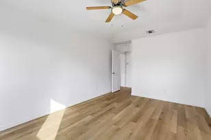 3113 Meadowmoor St, Fort Worth, TX 76133 - Photo 9