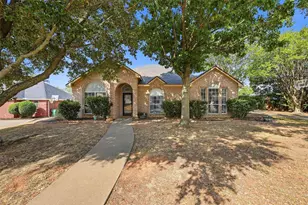 118 Ginger Dr, Pottsboro, TX 75076 - Photo 1