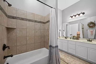 225 Diamond Rose Drive, Burleson, TX 76028 - Photo 31