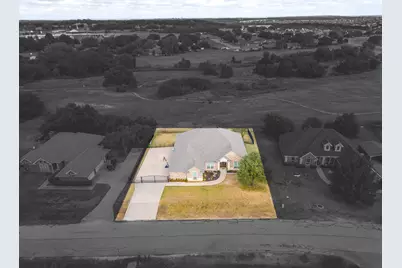 703 Country Club Drive, Joshua, TX 76058 - Photo 7