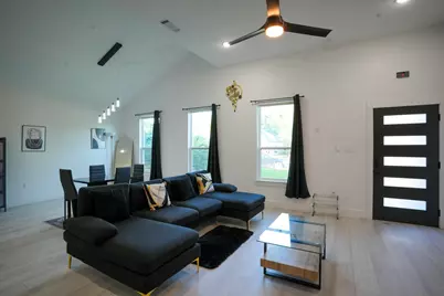 4523 Solar Lane, Dallas, TX 75216 - Photo 9