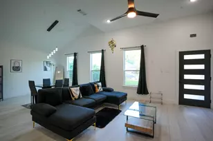 4523 Solar Ln, Dallas, TX 75216 - Photo 9