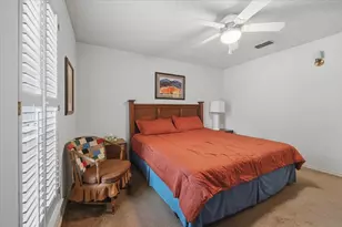 1061 Roaring Springs Rd, Fort Worth, TX 76114 - Photo 15