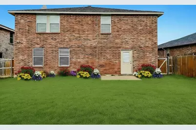 8431 Redheart Street, Arlington, TX 76002 - Photo 15