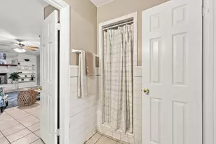 1111 Elmwood St, Gainesville, TX 76240 - Photo 19
