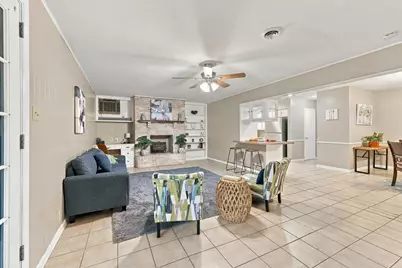 1111 Elmwood Street, Gainesville, TX 76240 - Photo 21