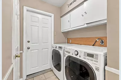 1111 Elmwood Street, Gainesville, TX 76240 - Photo 31