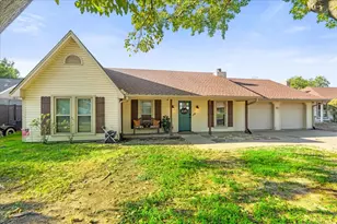 508 Lakewood Ave, Corsicana, TX 75110 - Photo 1