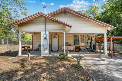 708 S 16th Street, Waco, TX 76706 - Photo 1