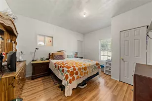 708 S 16th St, Waco, TX 76706 - Photo 11