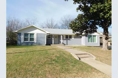 819 Thomas Street, Denton, TX 76201 - Photo 1