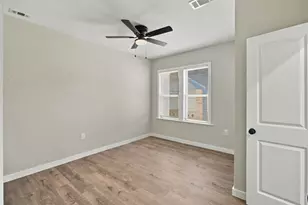 2014 Berwick Ave, Dallas, TX 75203 - Photo 17