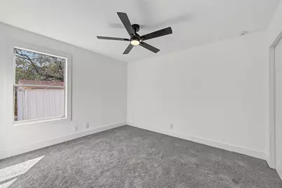 940 E Tucker Street, Fort Worth, TX 76104 - Photo 15
