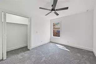 940 E Tucker St, Fort Worth, TX 76104 - Photo 17