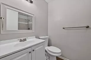 7012 Lincolnshire Ln, North Richland Hills, TX 76182 - Photo 21