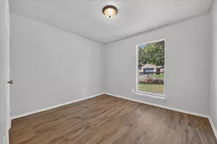 7012 Lincolnshire Ln, North Richland Hills, TX 76182 - Photo 13