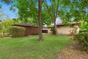 10313 Pinecrest Dr, Dallas, TX 75228 - Photo 27