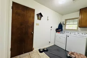 745 42nd St SW, Paris, TX 75460 - Photo 5