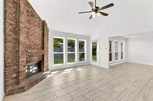 4368 Carolina St, Grand Prairie, TX 75052 - Photo 7