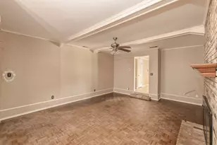 8419 Bocowood Dr, Dallas, TX 75228 - Photo 15