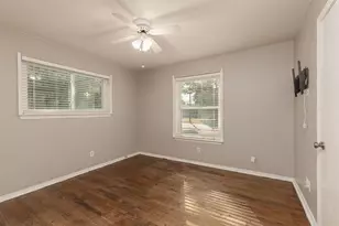 8419 Bocowood Dr, Dallas, TX 75228 - Photo 23