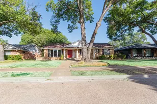 8419 Bocowood Dr, Dallas, TX 75228 - Photo 3