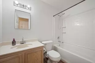 511 Travis Ranch Tr, Arlington, TX 76002 - Photo 11