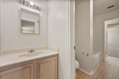 511 Travis Ranch Trail, Arlington, TX 76002 - Photo 11