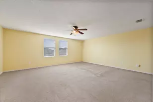 511 Travis Ranch Tr, Arlington, TX 76002 - Photo 17