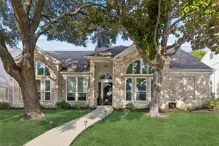 5709 Highgate Ln, Rowlett, TX 75088 - Photo 1