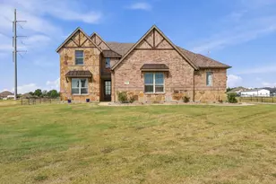 348 Magnolia Dr, Van Alstyne, TX 75495 - Photo 7