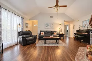 1733 Wheatfield Dr, Mesquite, TX 75149 - Photo 5