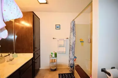 2235 Seville Court, Dalworthington Gardens, TX 76013 - Photo 29