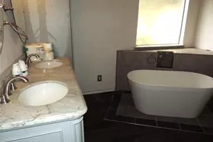 6825 W Driffield Ct, North Richland Hills, TX 76182 - Photo 23