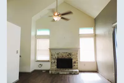 6825 W Driffield Court, North Richland Hills, TX 76182 - Photo 17