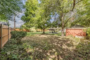 1800 Winchester Way, Bedford, TX 76022 - Photo 37