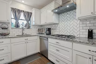 2617 Still Meadow Rd, Irving, TX 75060 - Photo 11