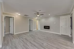 2009 Exeter Dr, Irving, TX 75062 - Photo 7