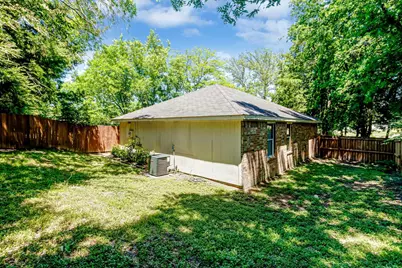 6433 Leana Avenue, Dallas, TX 75241 - Photo 17
