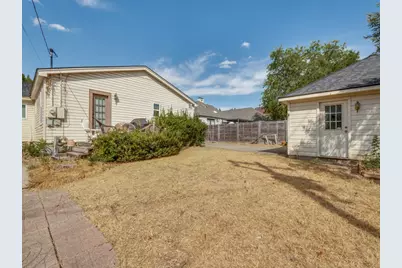 5716 Winton Street, Dallas, TX 75206 - Photo 25