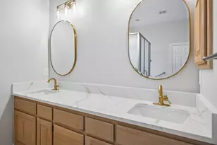 3848 W Pioneer Dr, Irving, TX 75061 - Photo 17